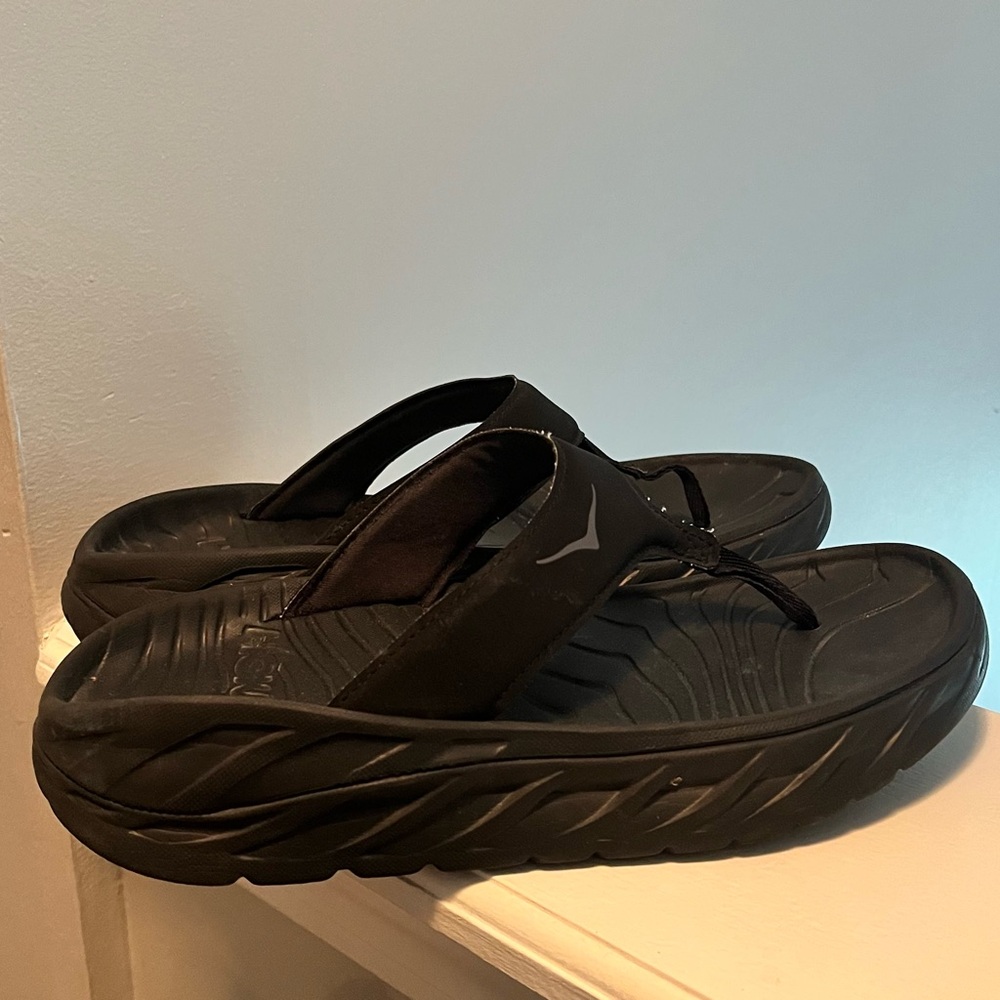 Hoka Women’s 9 Ora Recovery Sandals